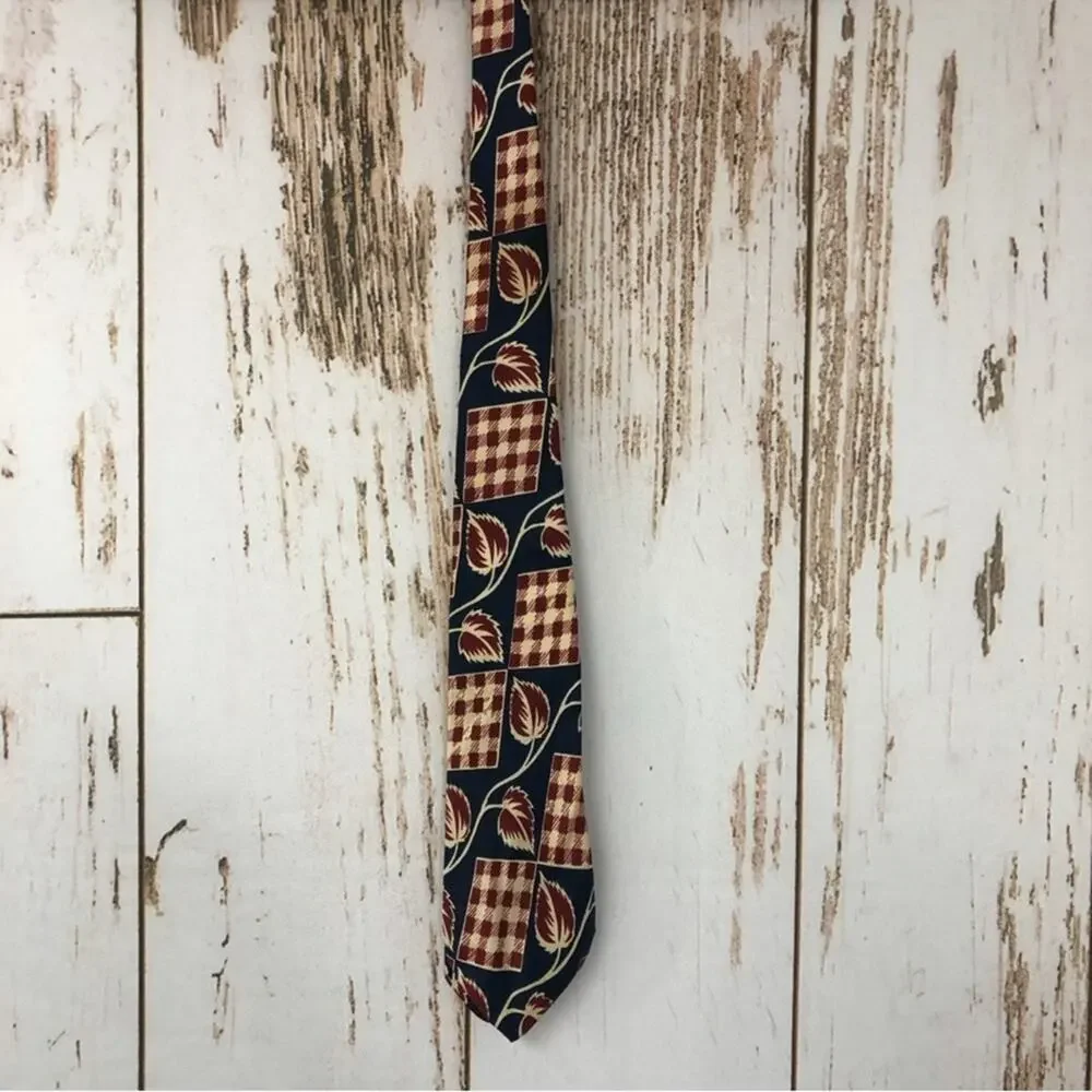 Vintage Tie, Bowen’s Hart-Albin Billings. All Silk Tie. Good vintage condition!